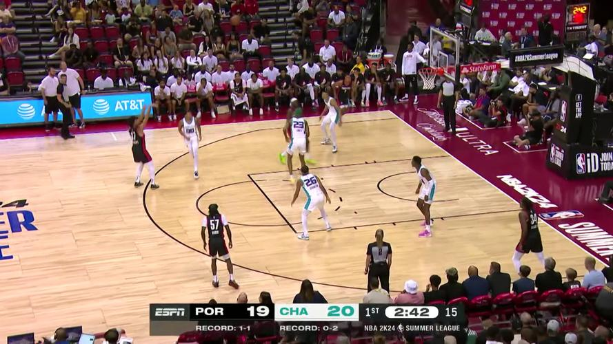 开拓者队全队发挥出色，取得胜利